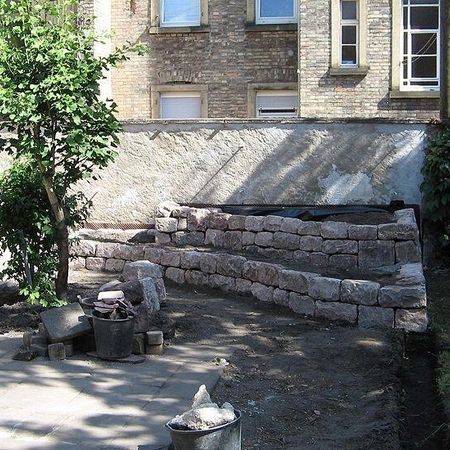 Hinterhof- und Dachbegrünungen